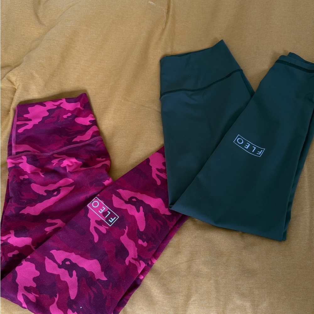 Fleo Camo and Green Leggings Set